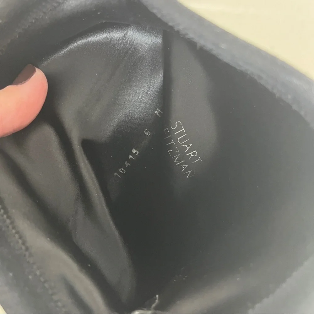 Stuart Weitzman detail pull artisans